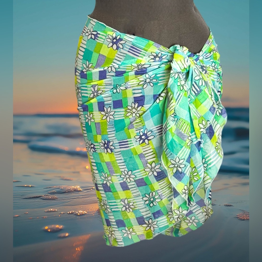 Floral Patterned Swim Sarong Size OS - Picture 1 of 3